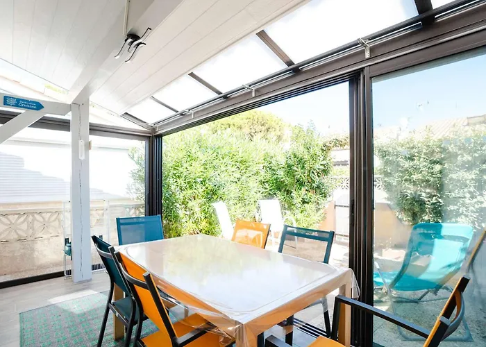 Pavillon Climatisé Avec Mezzanine, Wifi Et Parking Privé - Les Ayguades - Fr-1-409-187 * Gruissan